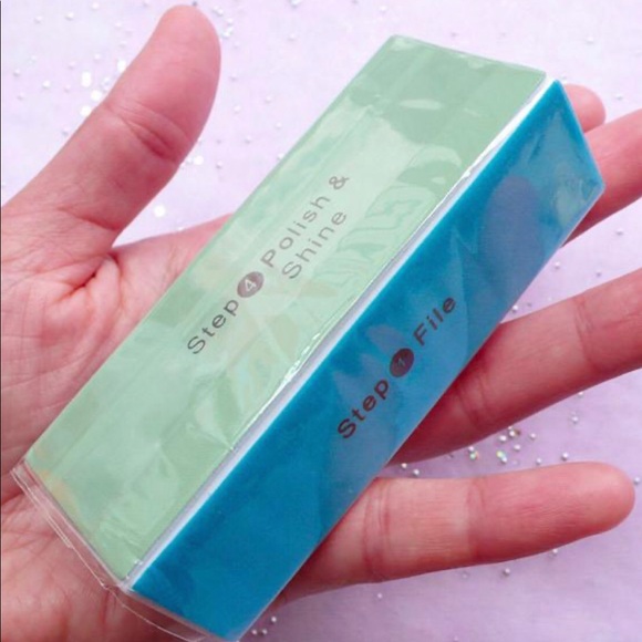 6 pcs MANICURE SET - File, Buffer, Cuticle Pushers - Picture 3 of 5